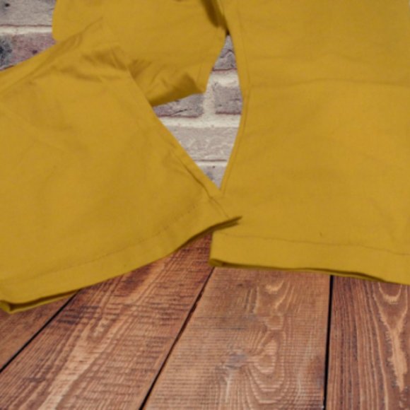 Old Navy Beige Khaki Boot Cut Adjustable Waist 16 Kids Pants - Picture 6 of 8